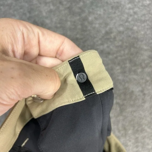 Lululemon Shorts 34 Mens Commission Slim Beige Tofino Sand 9" Inseam Chino - Picture 7 of 8